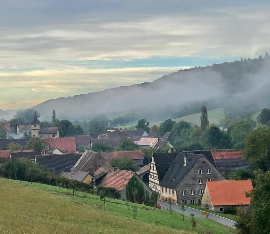 Rose Cottage Im Romantischen Taubertal 阿德尔斯霍芬 外观 照片